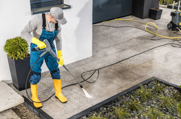 Best Roof Pressure Washing  in Bridgehampton, NY